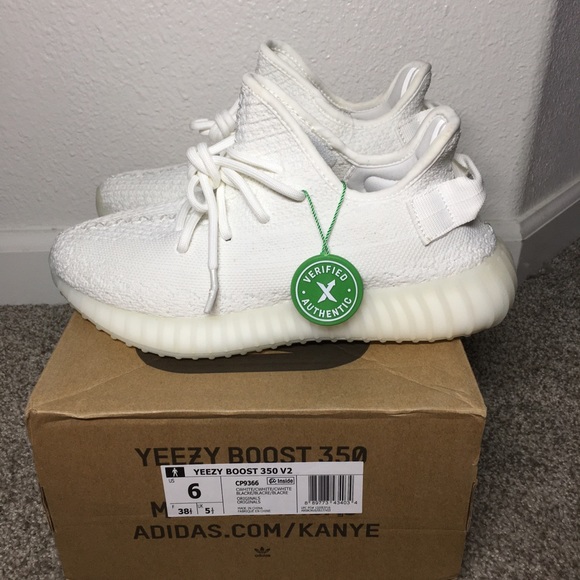 yeezy cream white size 7